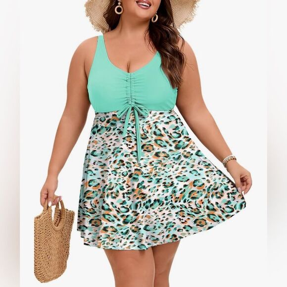 Arolina Swimsuit Dress Two Piece Cute Green Leopard Print With Shorts 22W NWT - Picture 1 of 9